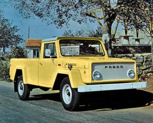 Fargo D100 '1974